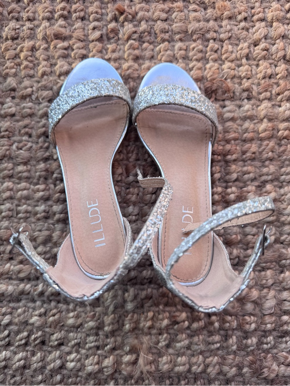 ILLUDE Silver Glitter Block Heel Sandals with Ankle Strap - Picture 3 of 6